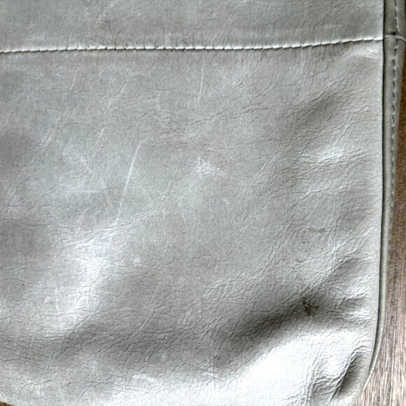 HOBO International‎ Leather Crossbody Bag Handbag Purse Tassel Silvertone EUC - Picture 7 of 15